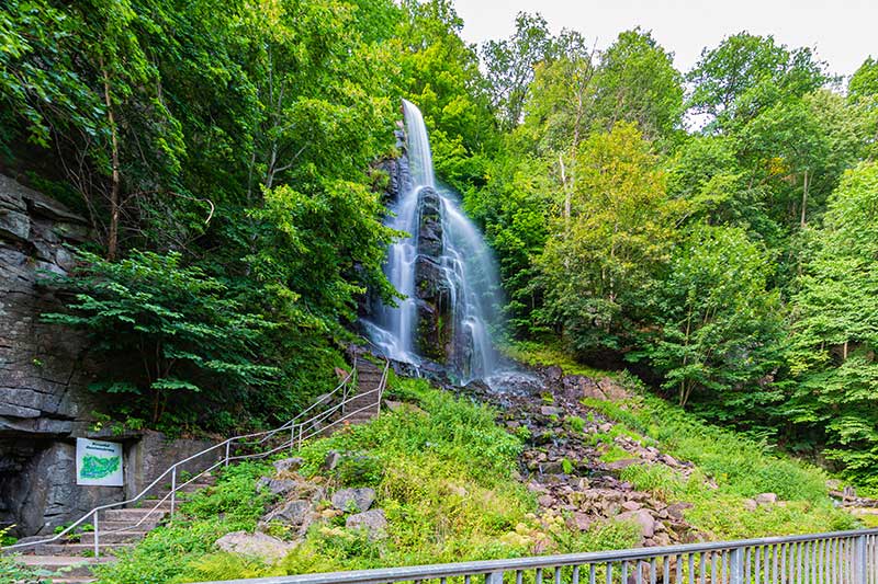 Prachtregion-Ausflugsziel-Trusetaler-Wasserfall